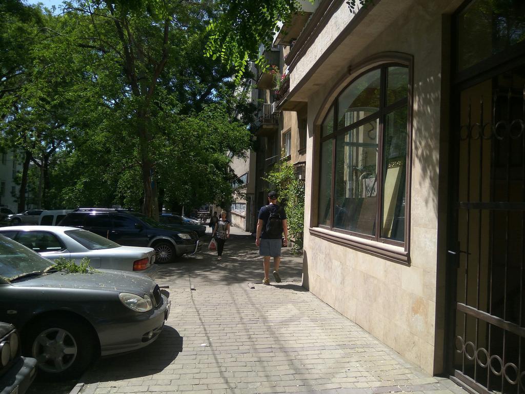 Апартаменты Возле Пляжа Ланжерон Odessa Extérieur photo